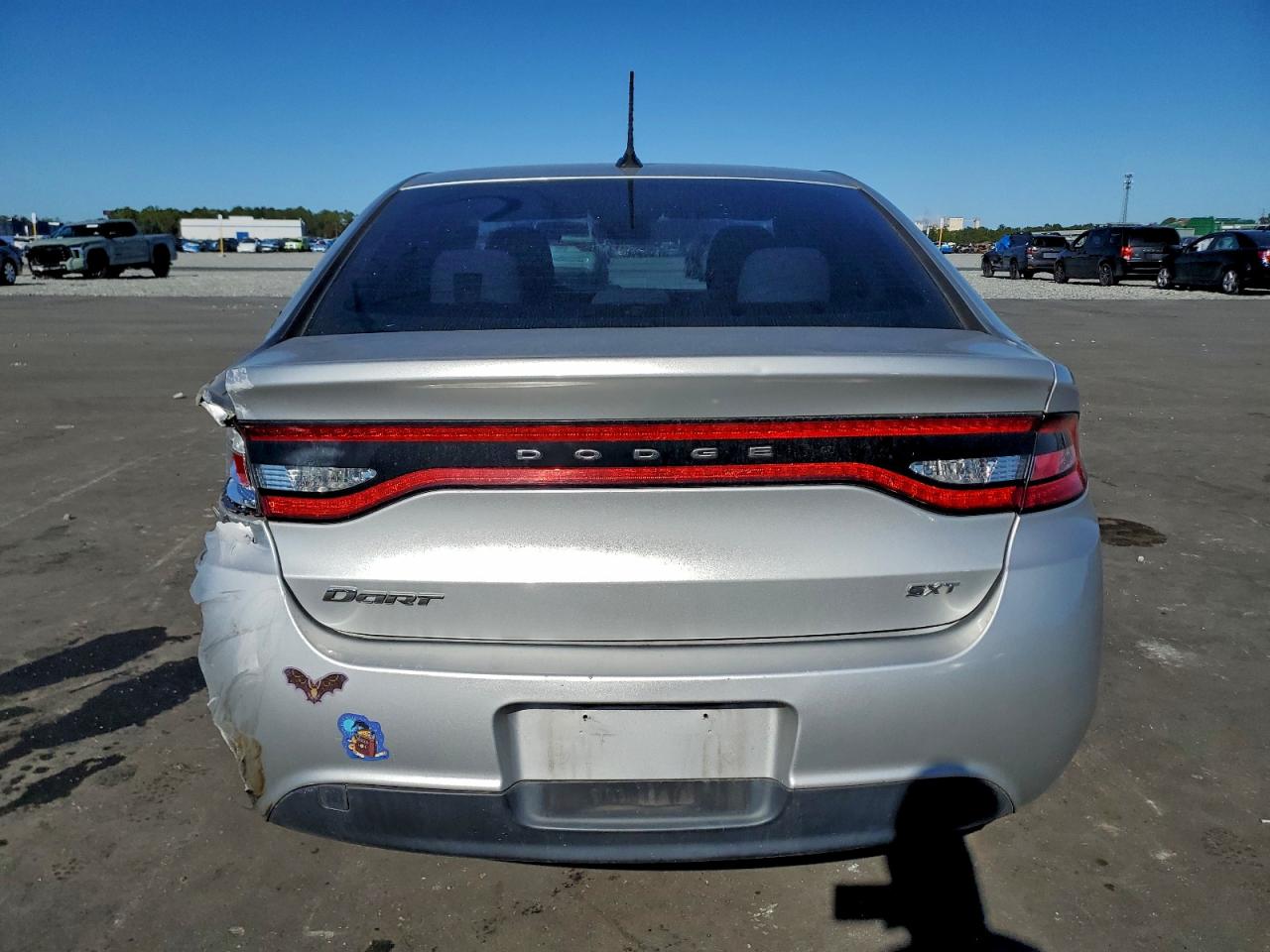 2013 DODGE DART SXT photo 16