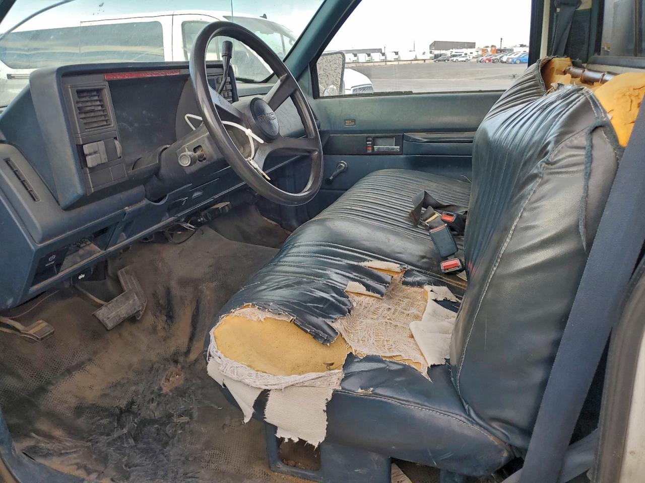 1991 GMC SIERRA C2500 photo 7