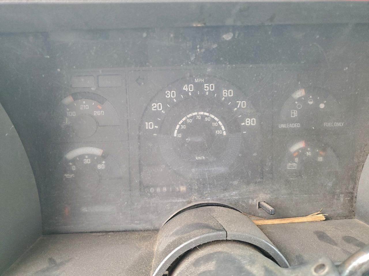 1991 GMC SIERRA C2500 photo 9