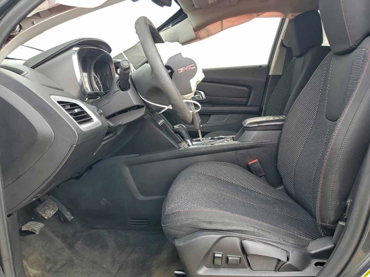 2017 GMC TERRAIN SLE photo 7
