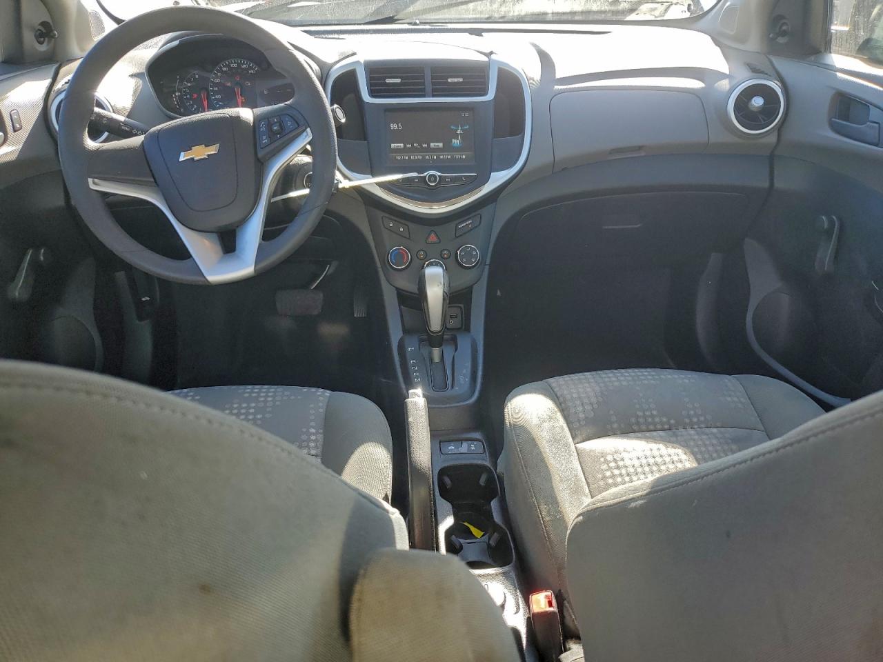 2017 CHEVROLET SONIC LS photo 8