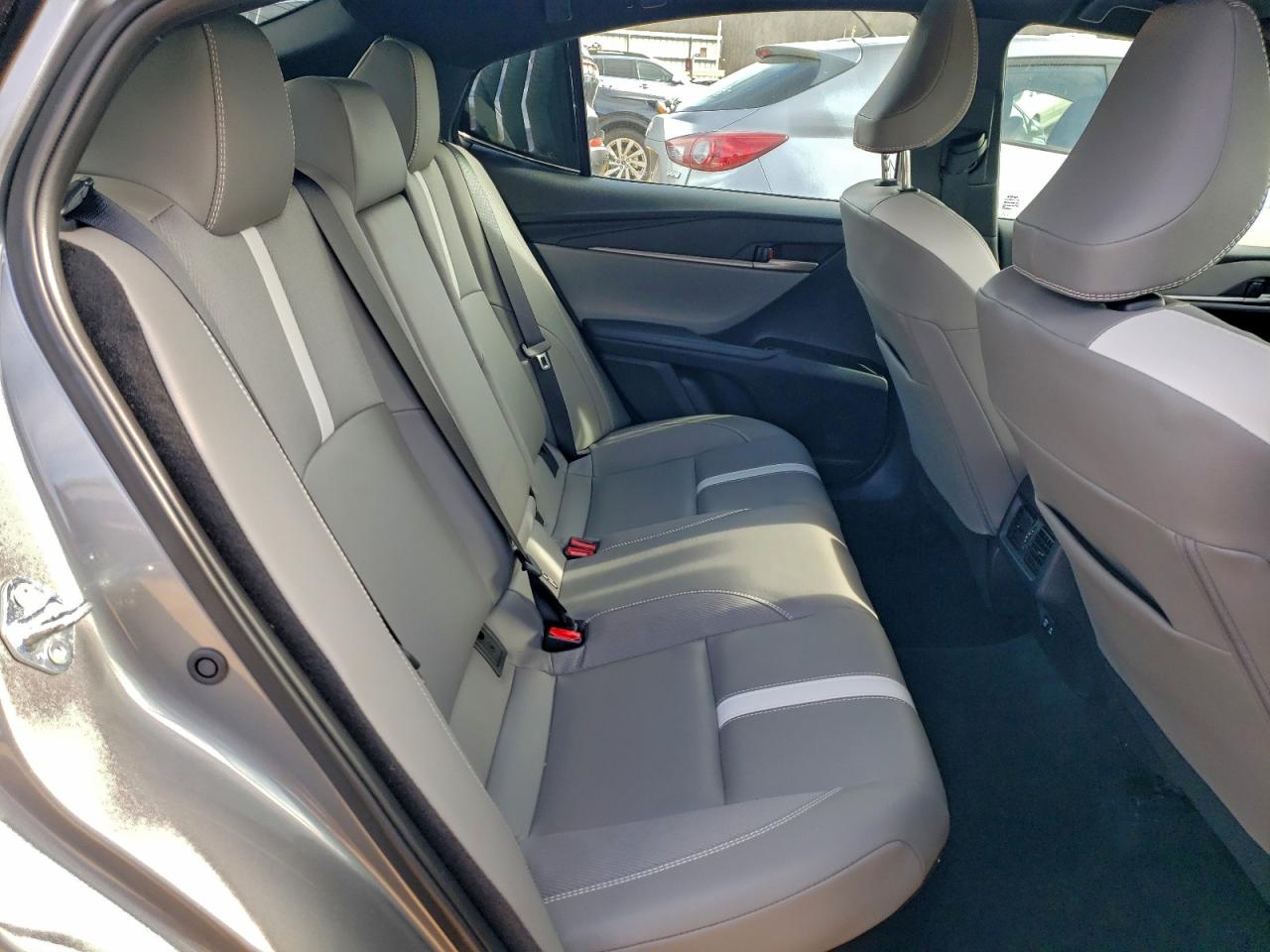 2025 TOYOTA CAMRY XSE photo 19