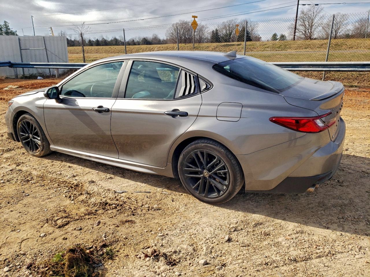 2025 TOYOTA CAMRY XSE photo 3