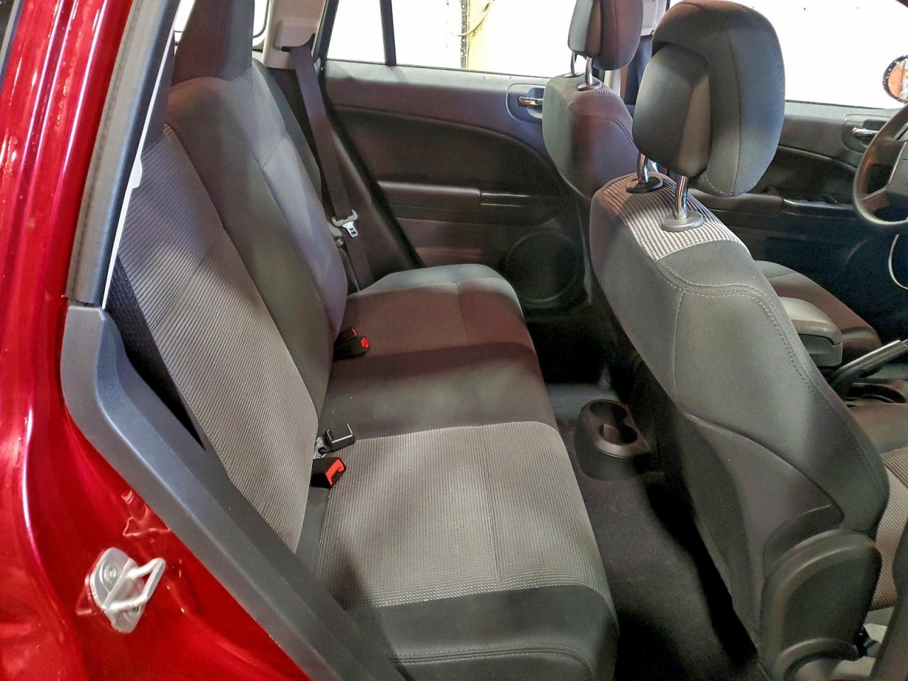 2010 DODGE CALIBER MAINSTREET photo 19