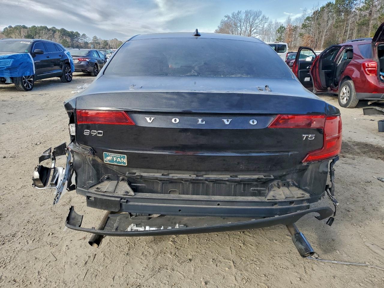 2017 VOLVO S90 T5 MOMENTUM photo 11