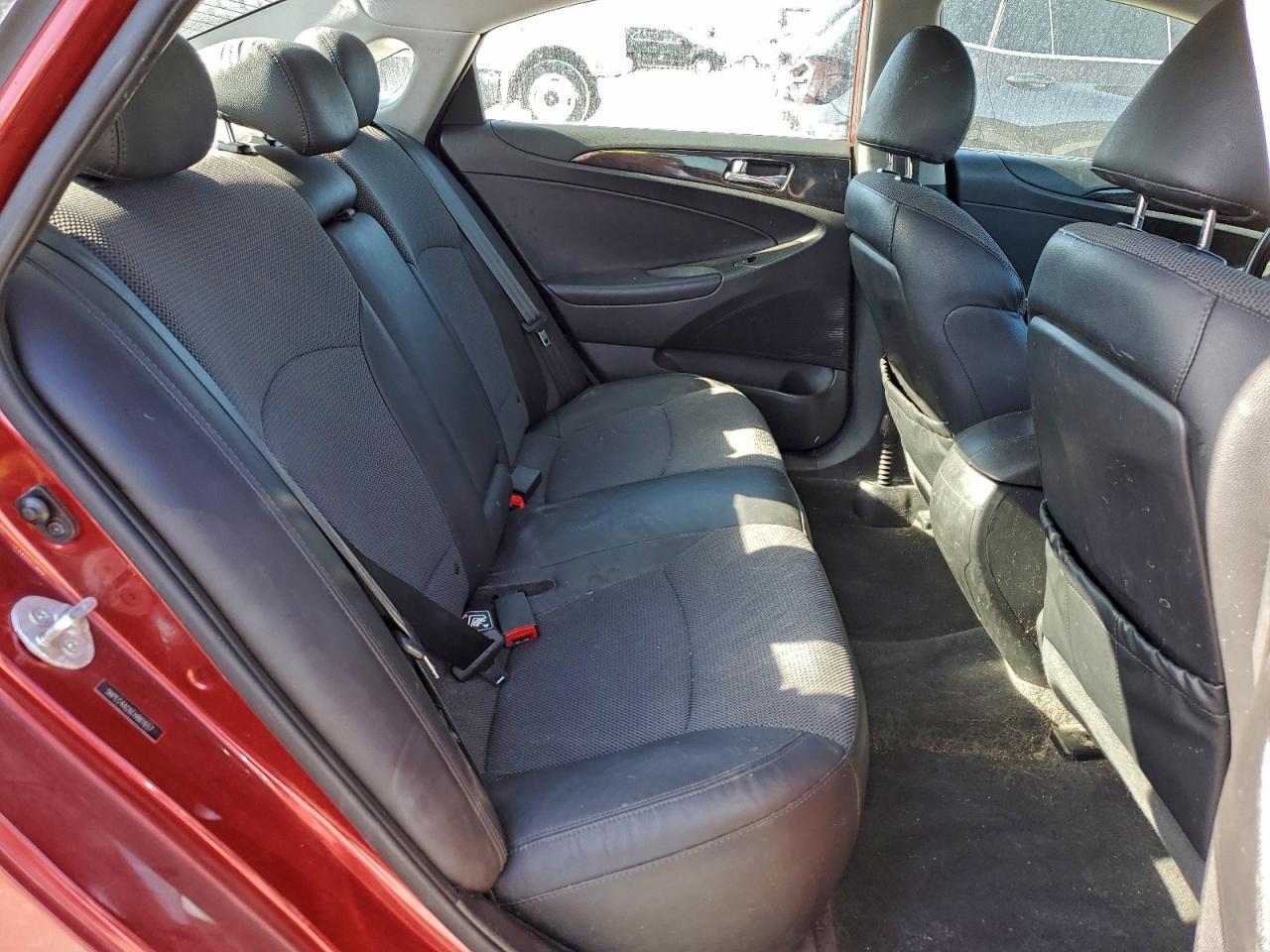 2014 HYUNDAI SONATA SE photo 10