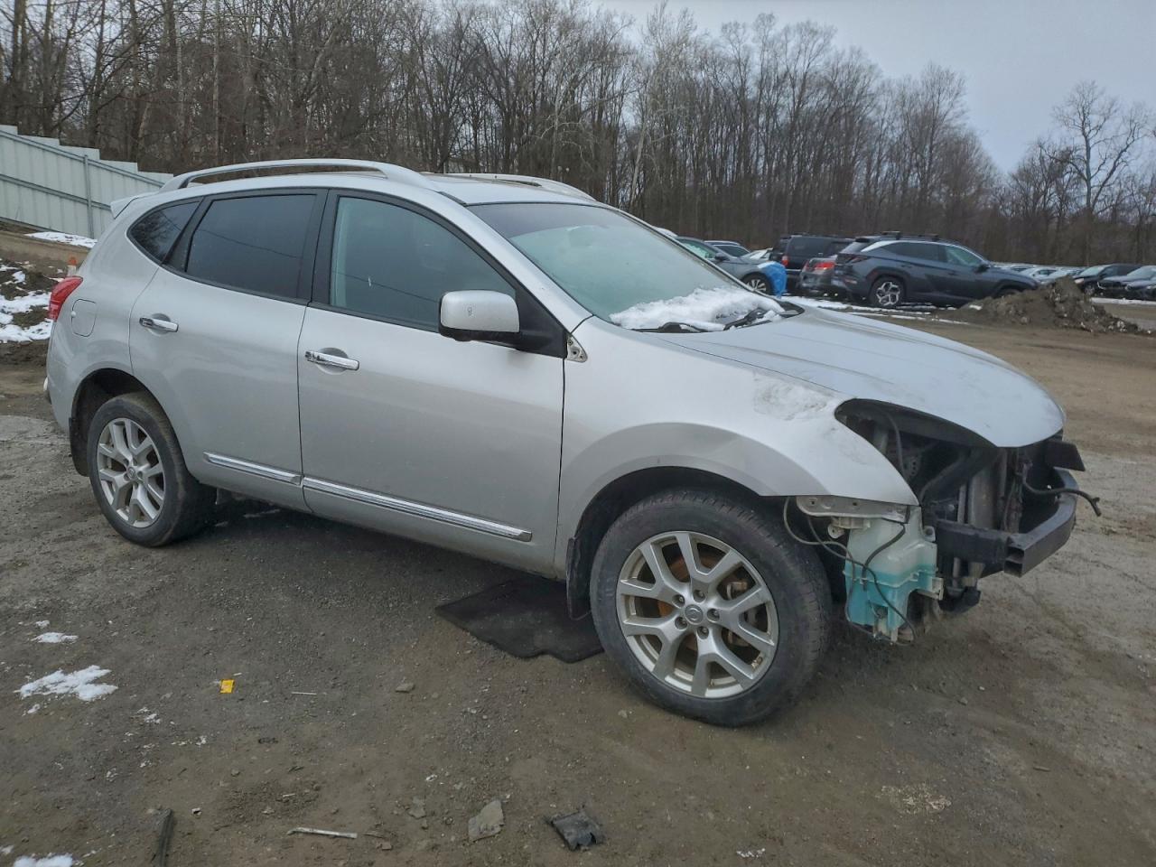 2013 NISSAN ROGUE S photo 4