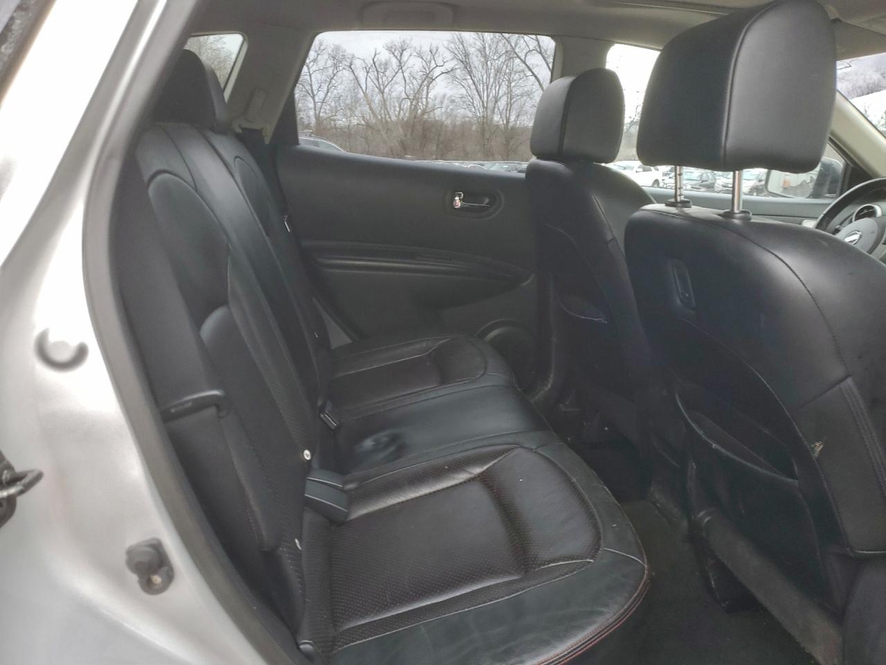 2013 NISSAN ROGUE S photo 11