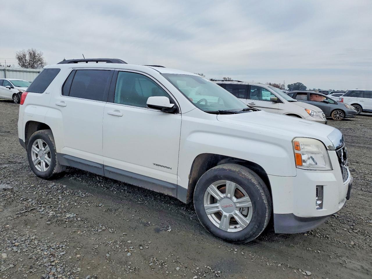 2013 GMC TERRAIN SLT photo 4