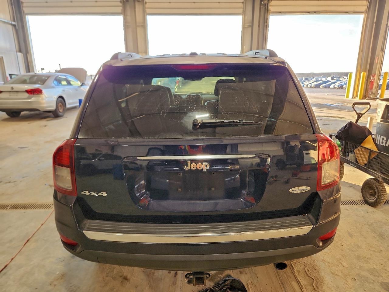 2017 JEEP COMPASS LATITUDE photo 6