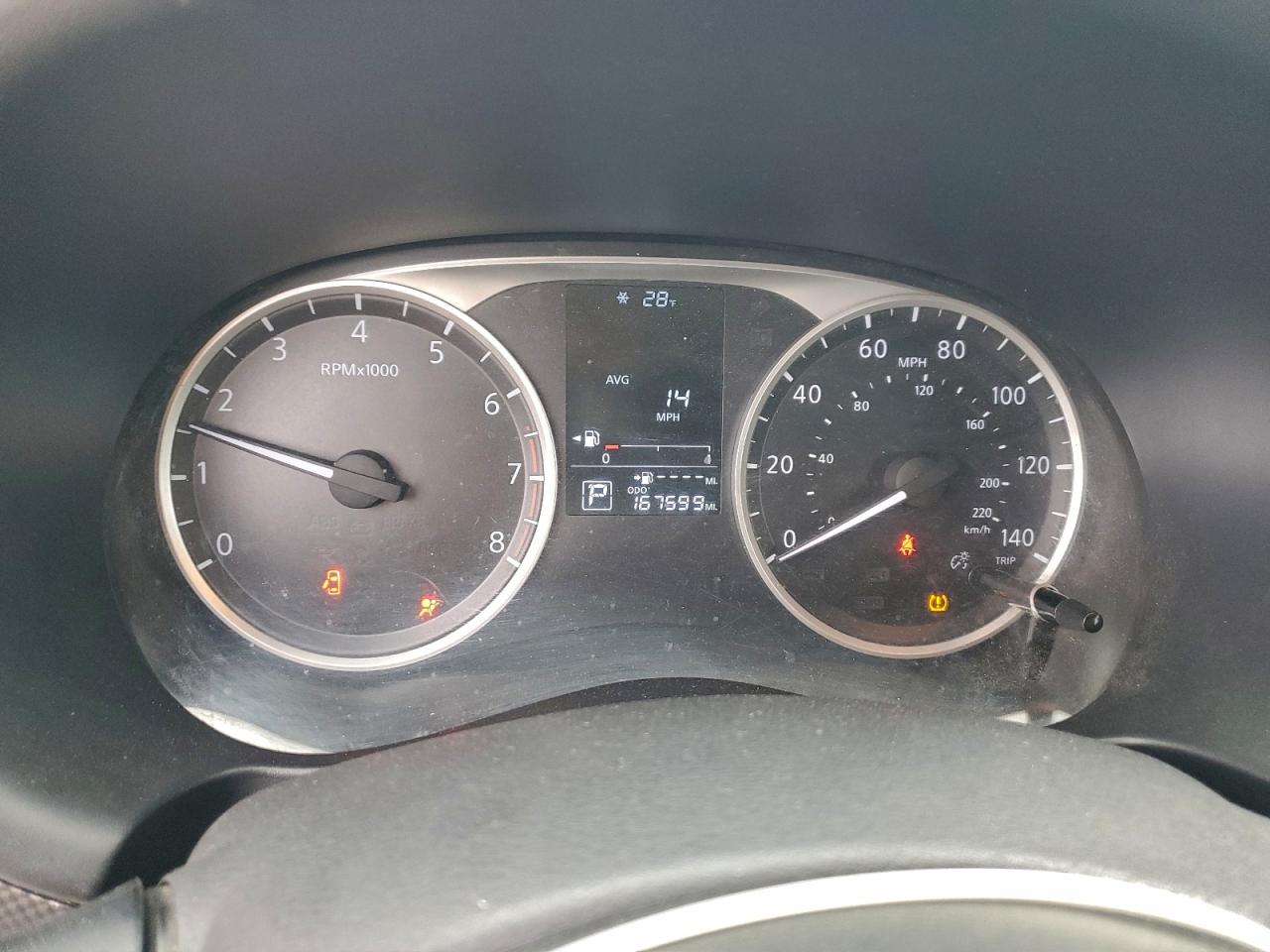 2019 NISSAN KICKS S photo 17