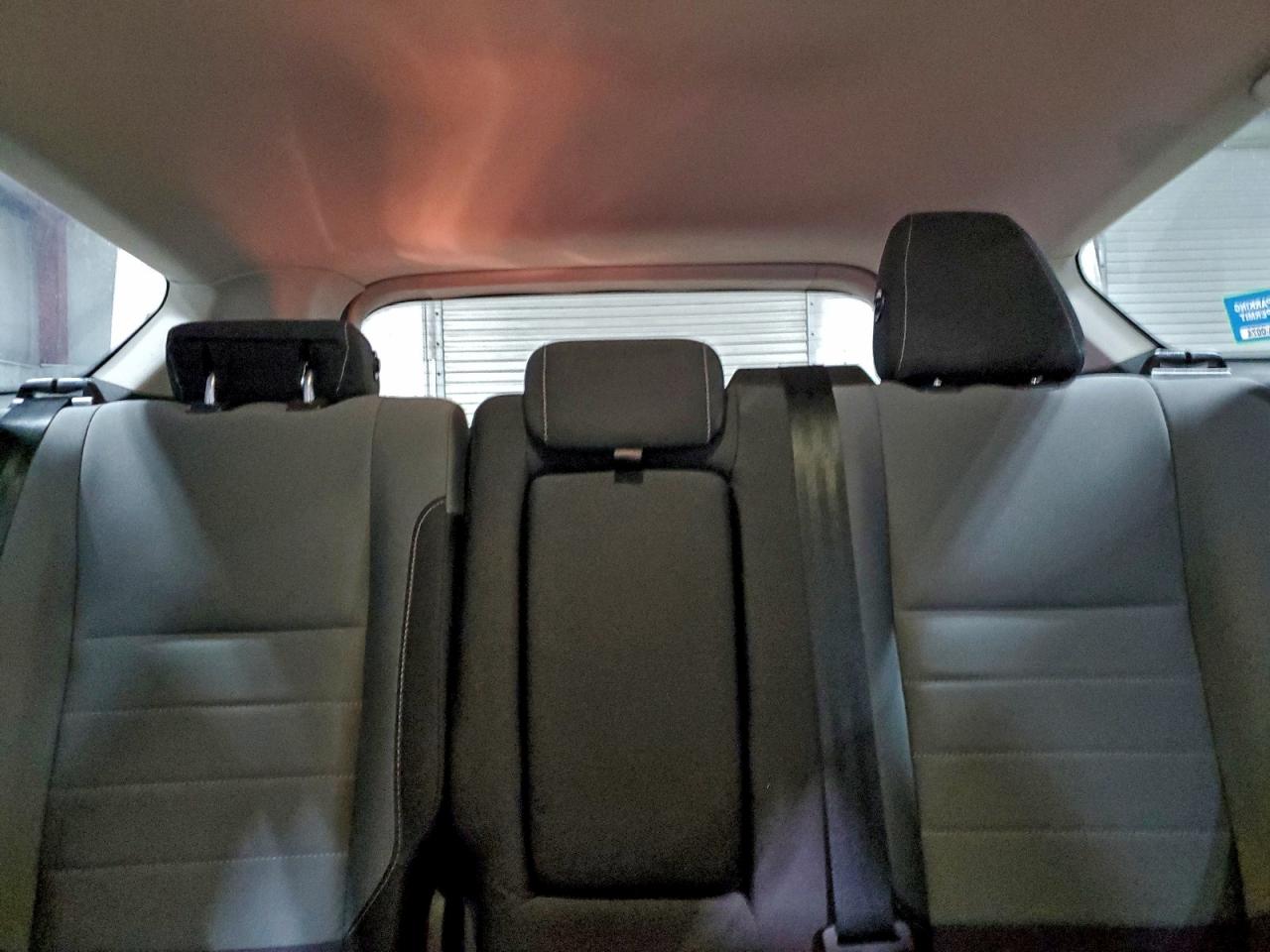 2016 FORD ESCAPE SE photo 19