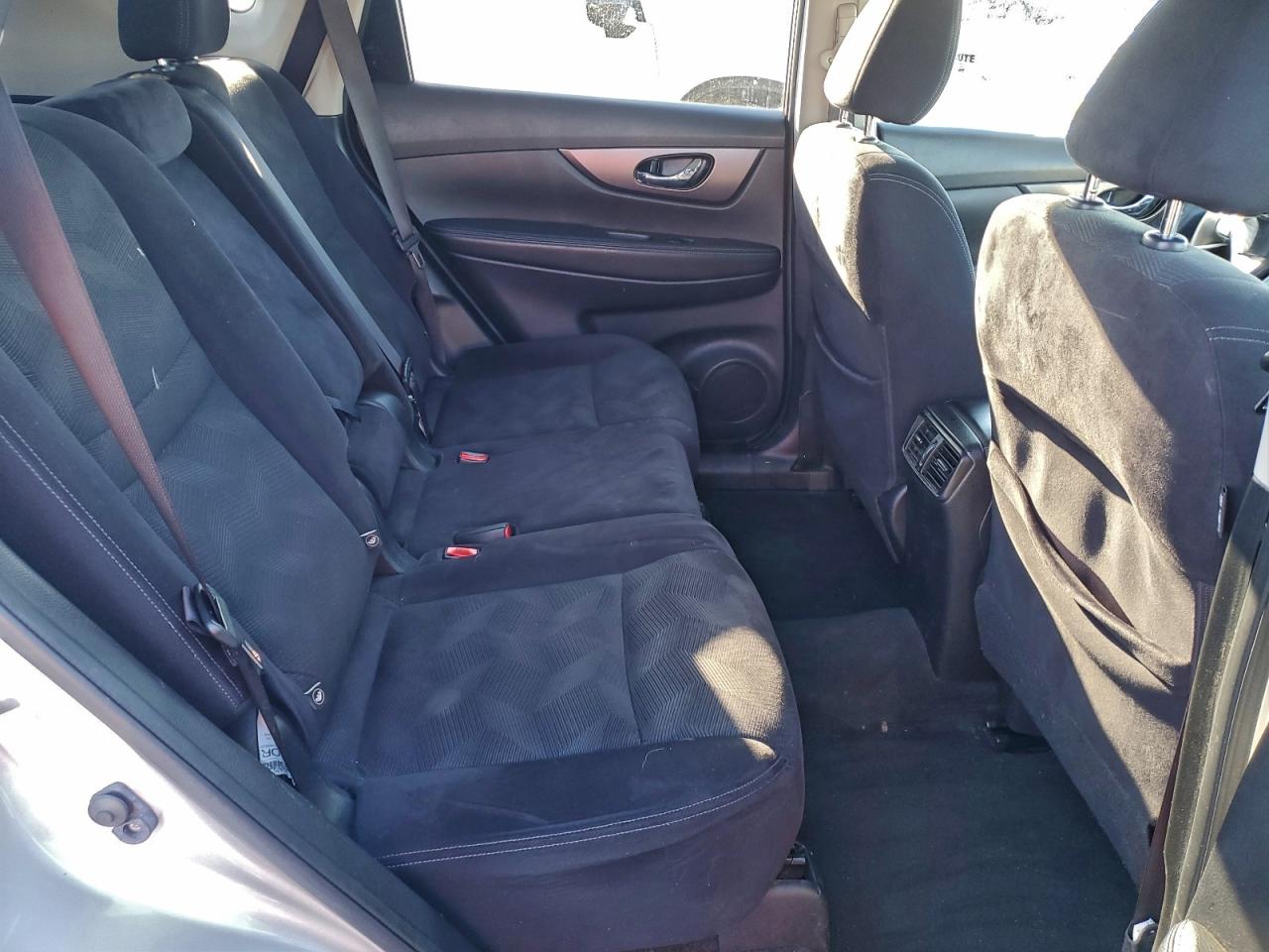 2016 NISSAN ROGUE S photo 21