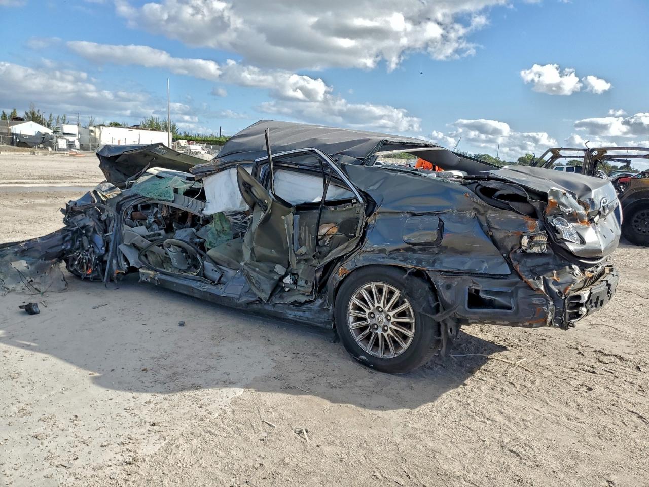 2007 TOYOTA CAMRY CE photo 2