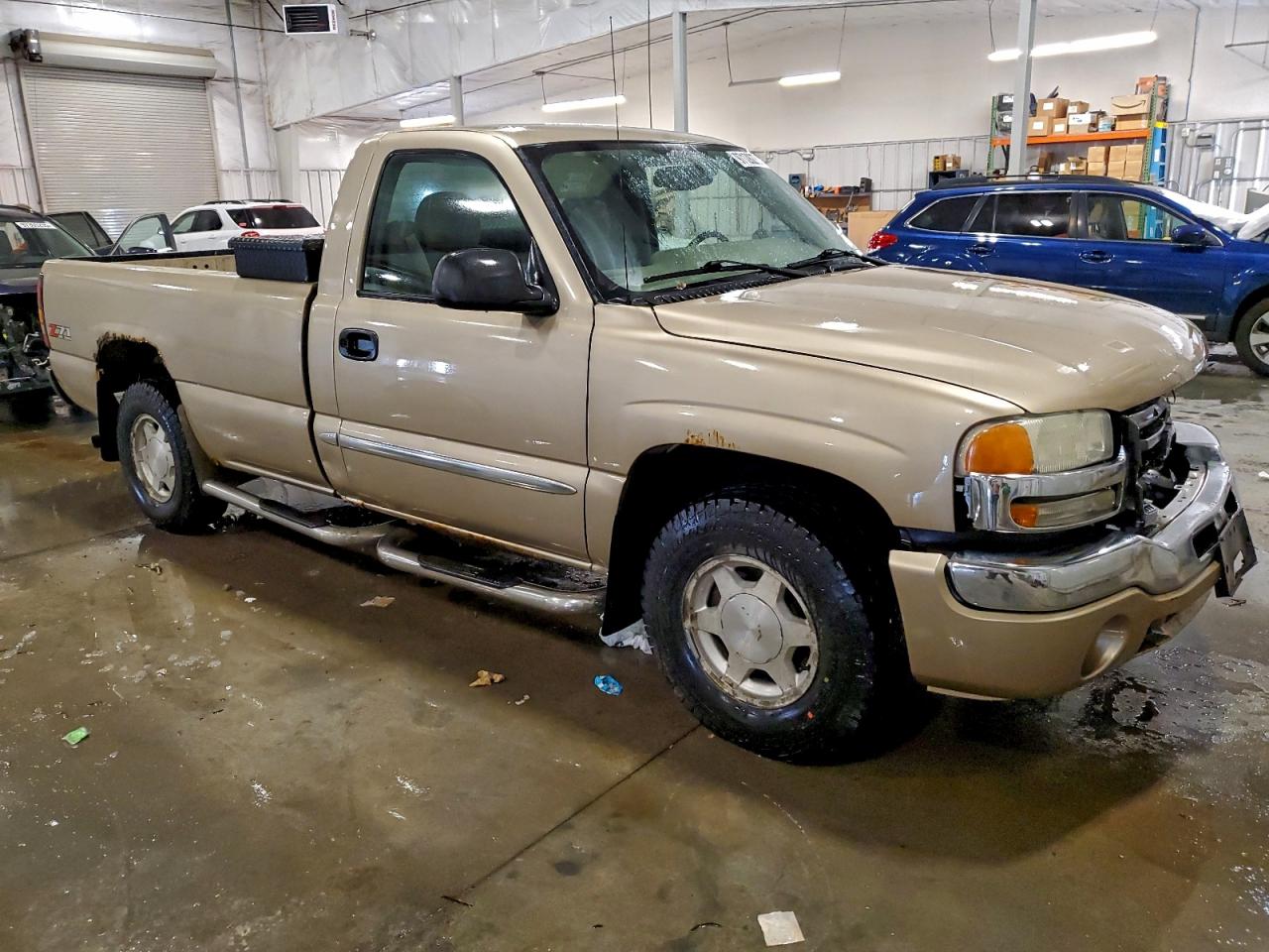 2004 GMC NEW SIERRA K1500 photo 4