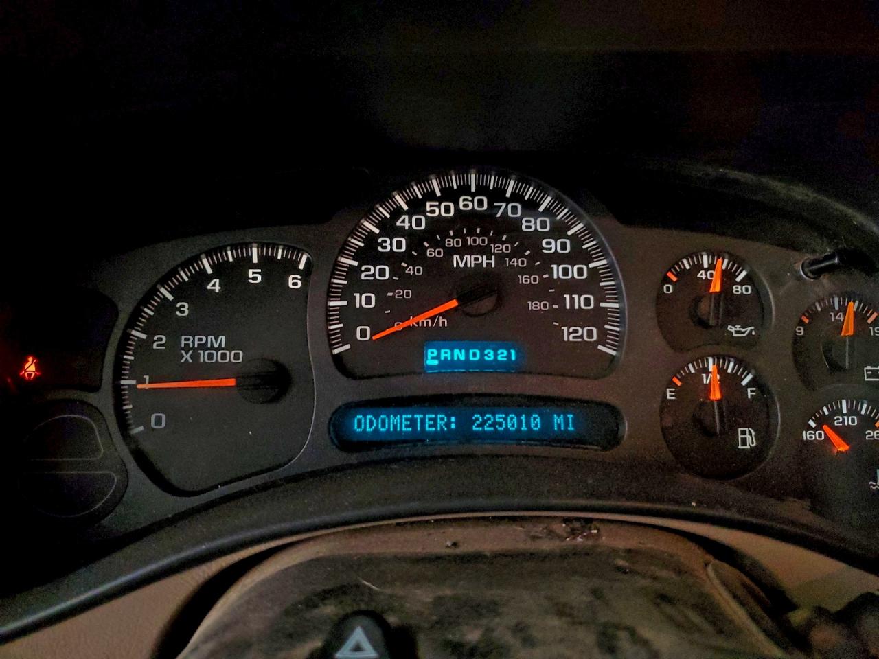 2004 GMC NEW SIERRA K1500 photo 9