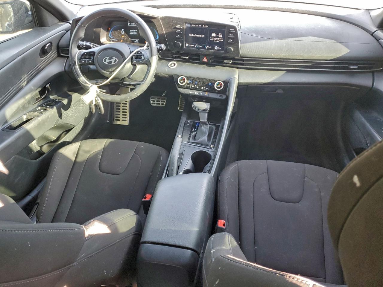 2025 HYUNDAI ELANTRA SEL SPORT photo 8