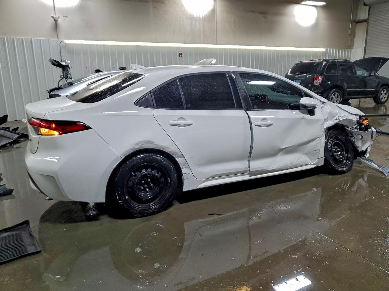 2021 TOYOTA COROLLA LE photo 5