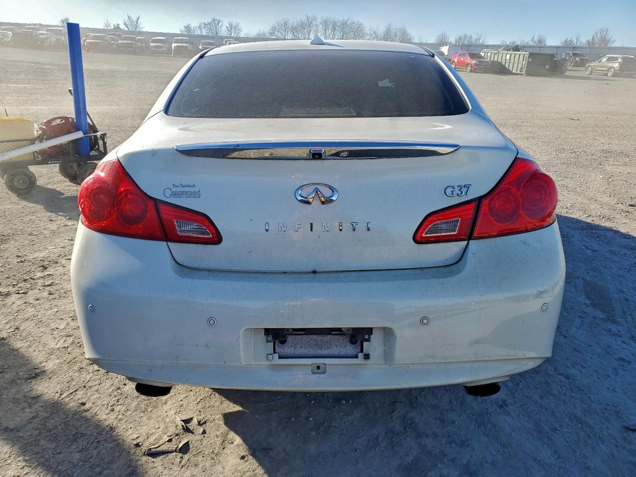 2010 INFINITI G37 BASE photo 6