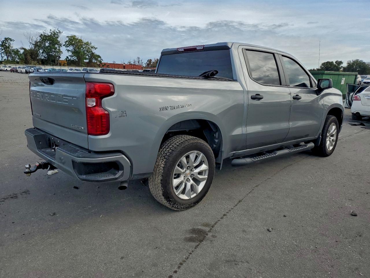 2025 CHEVROLET SILVERADO C1500 CUSTOM photo 5