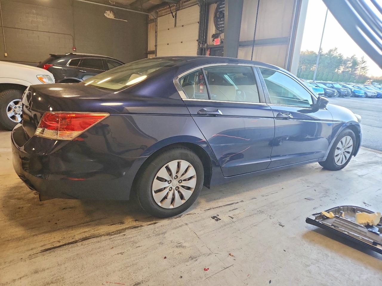 2009 HONDA ACCORD LX photo 5