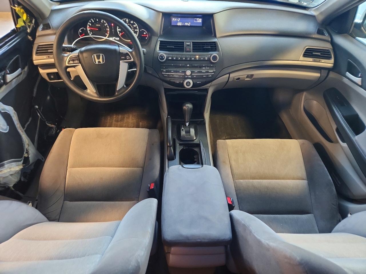 2009 HONDA ACCORD LX photo 15