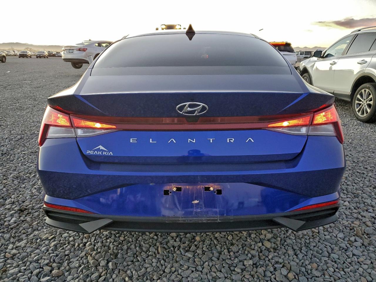 2023 HYUNDAI ELANTRA SEL photo 6