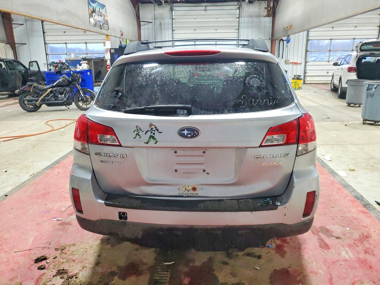 2012 SUBARU OUTBACK 2.5I PREMIUM photo 11