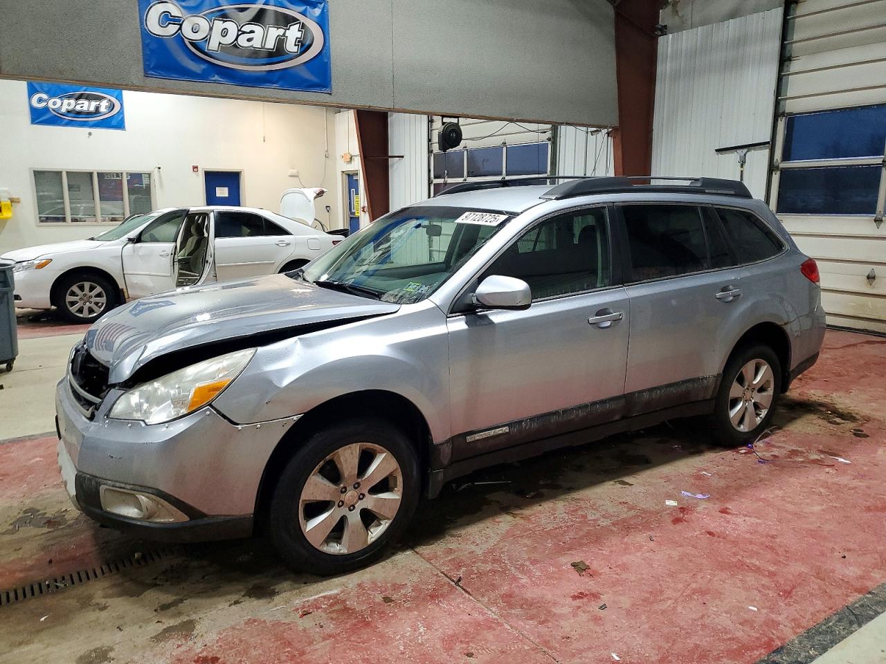 2012 SUBARU OUTBACK
