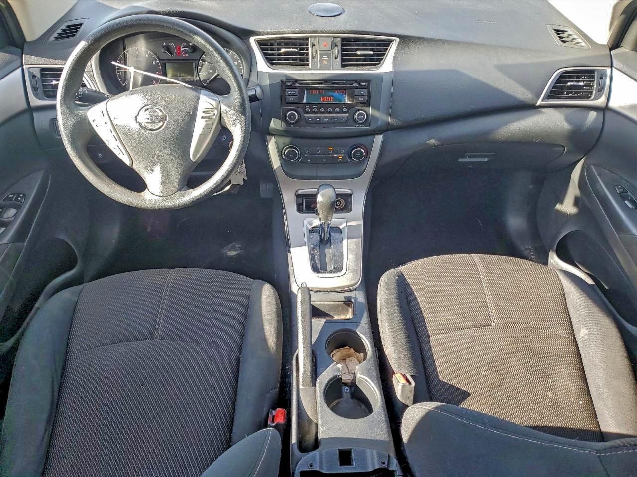 2015 NISSAN SENTRA S photo 8