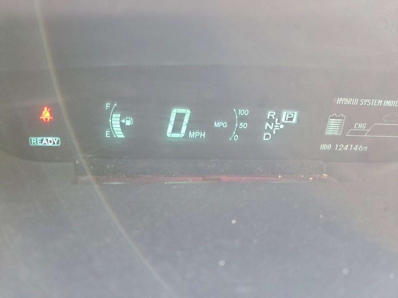 2014 TOYOTA PRIUS photo 33