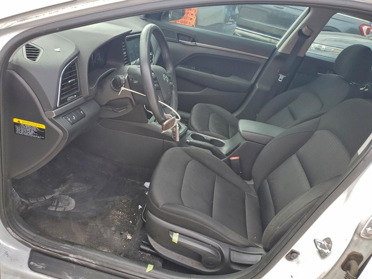2018 HYUNDAI ELANTRA SEL photo 19