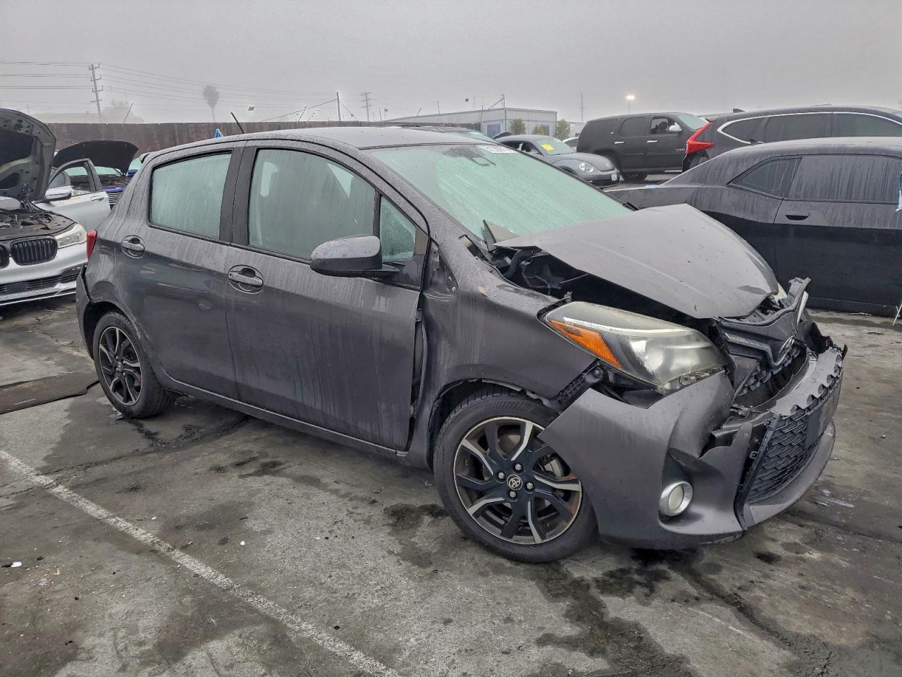 2017 TOYOTA YARIS L photo 4