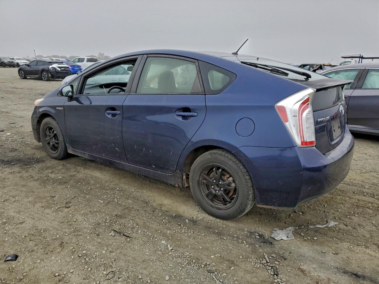 2012 TOYOTA PRIUS photo 2