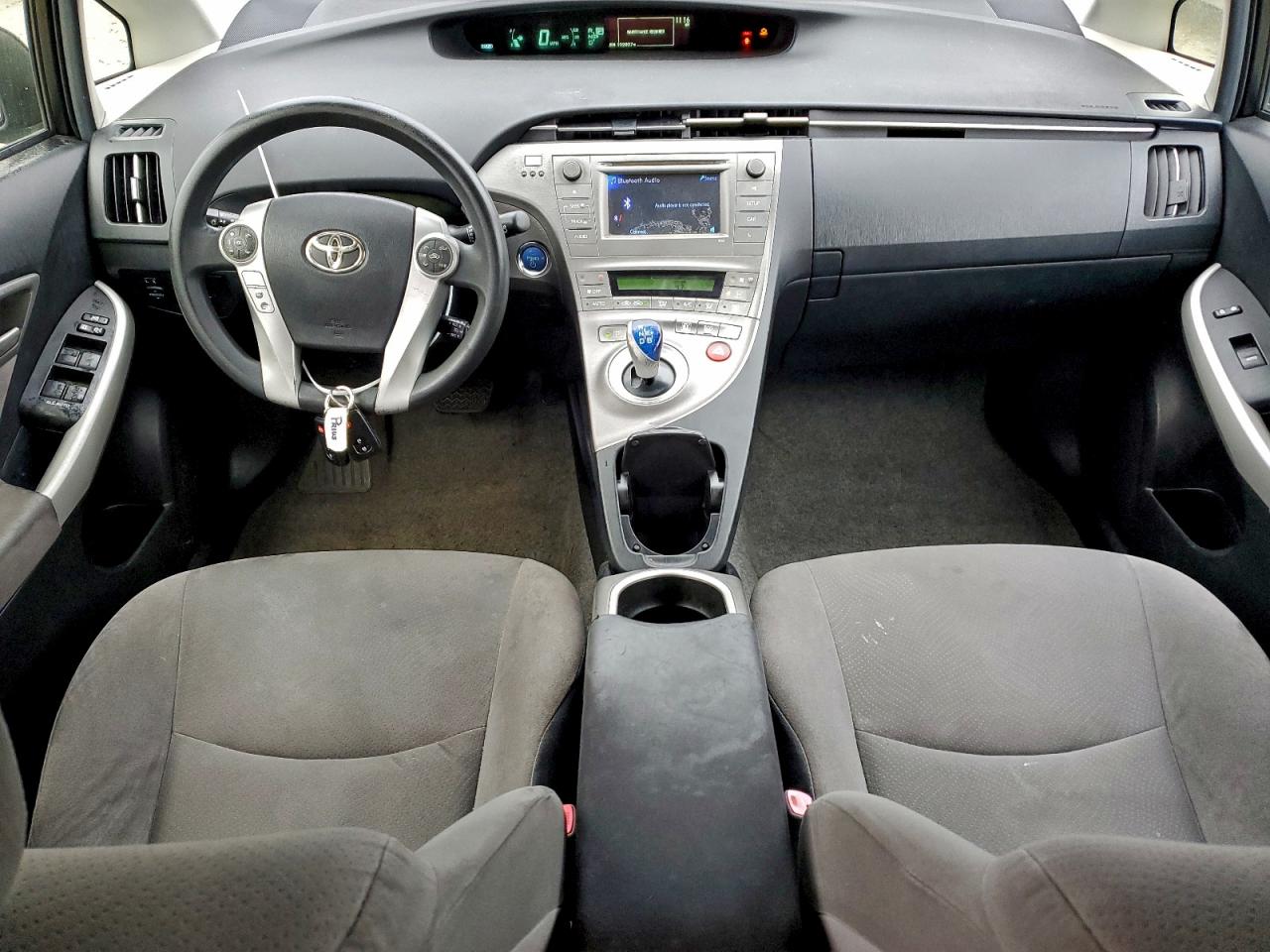 2012 TOYOTA PRIUS photo 8
