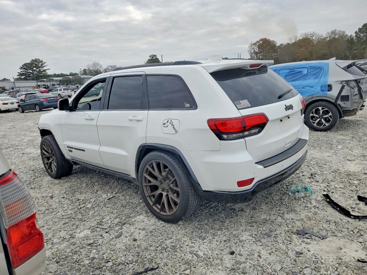 2016 JEEP GRAND CHEROKEE LIMITED photo 2