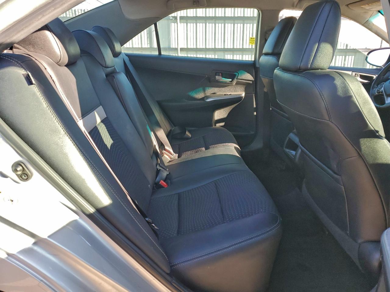 2013 TOYOTA CAMRY L photo 19