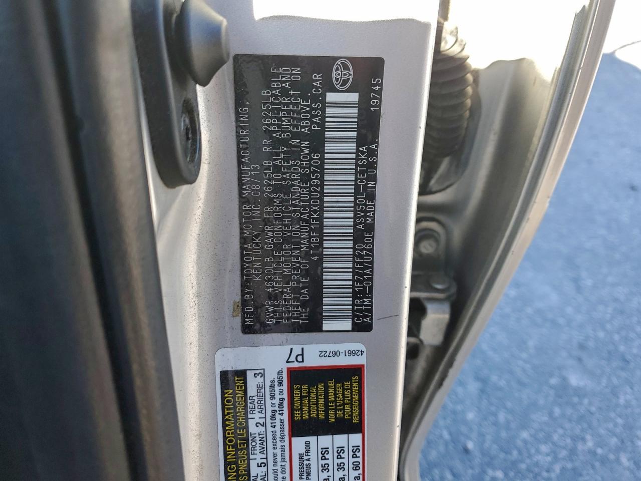 2013 TOYOTA CAMRY L photo 23