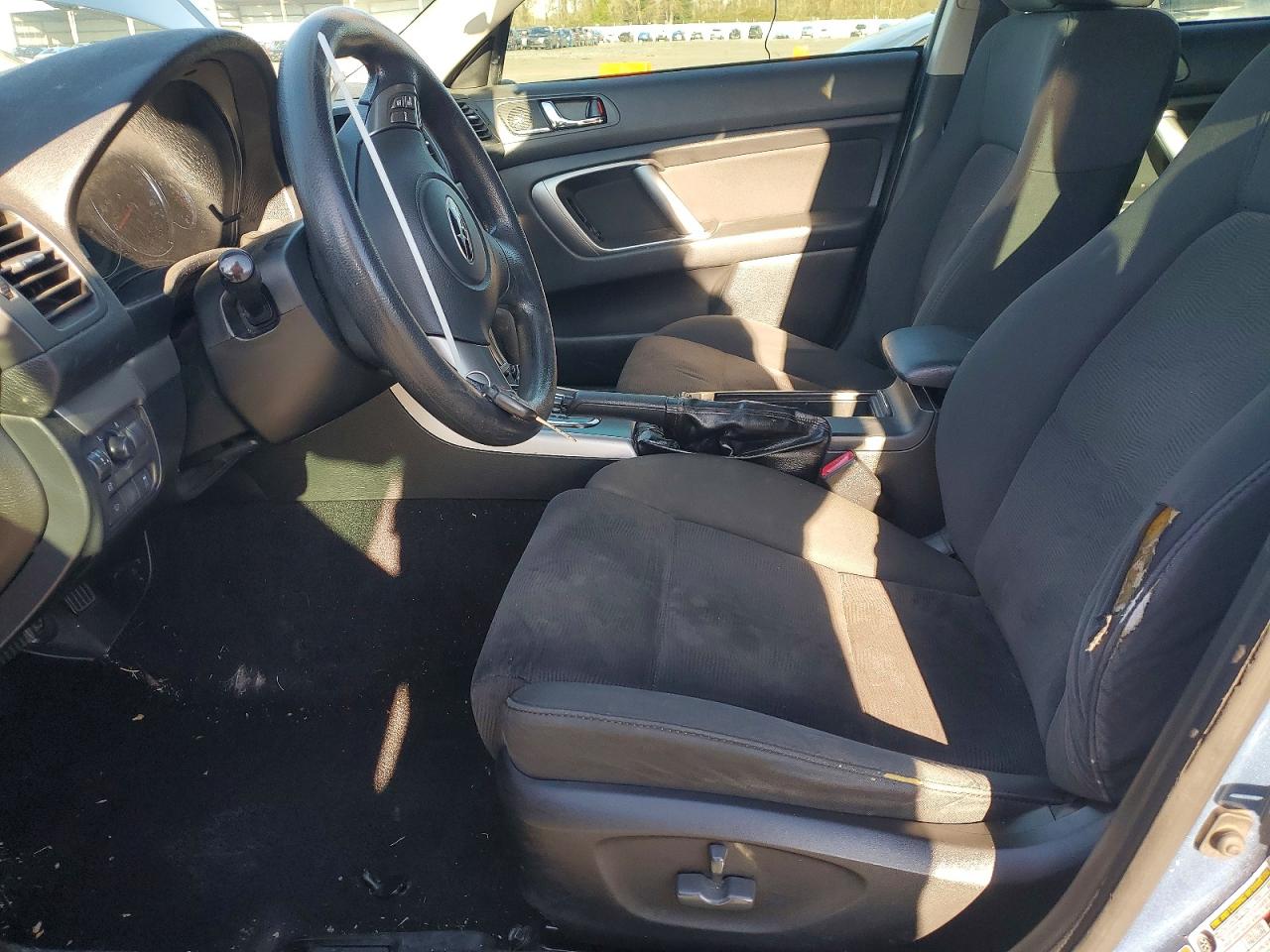 2009 SUBARU OUTBACK 2.5I photo 13