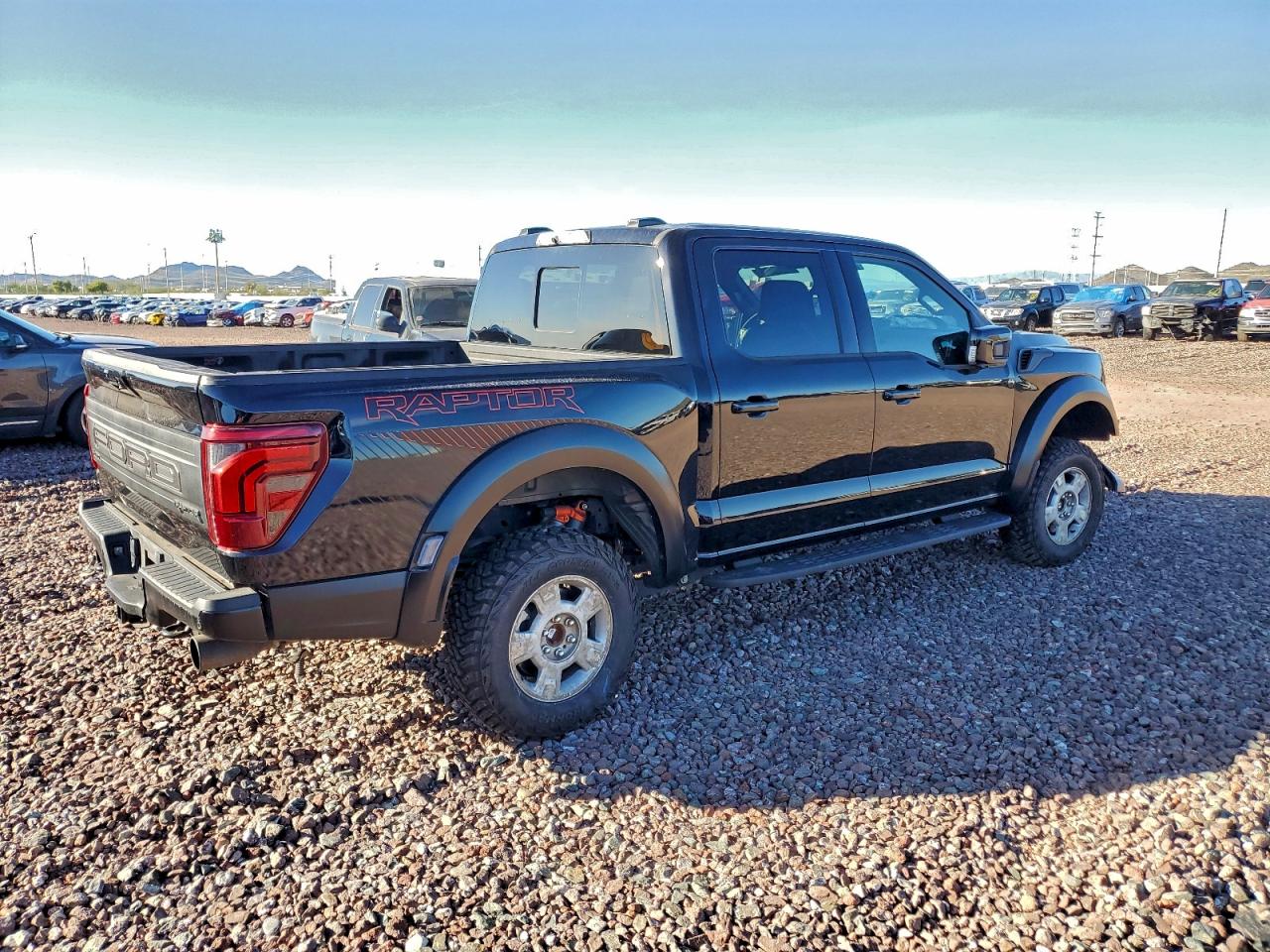 2025 FORD F150 RAPTOR photo 5