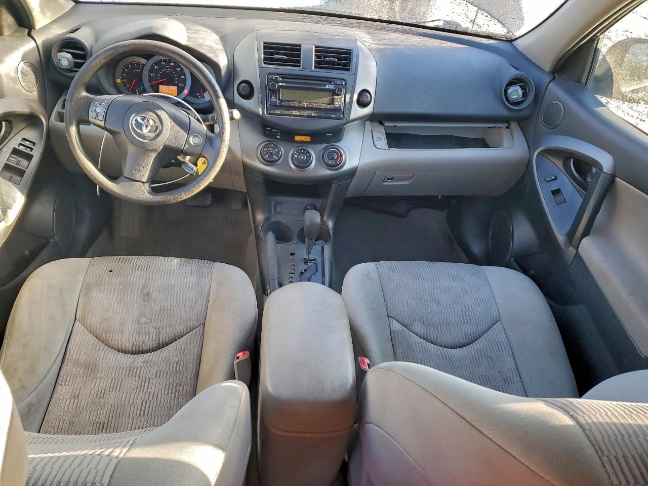 2012 TOYOTA RAV4 photo 8