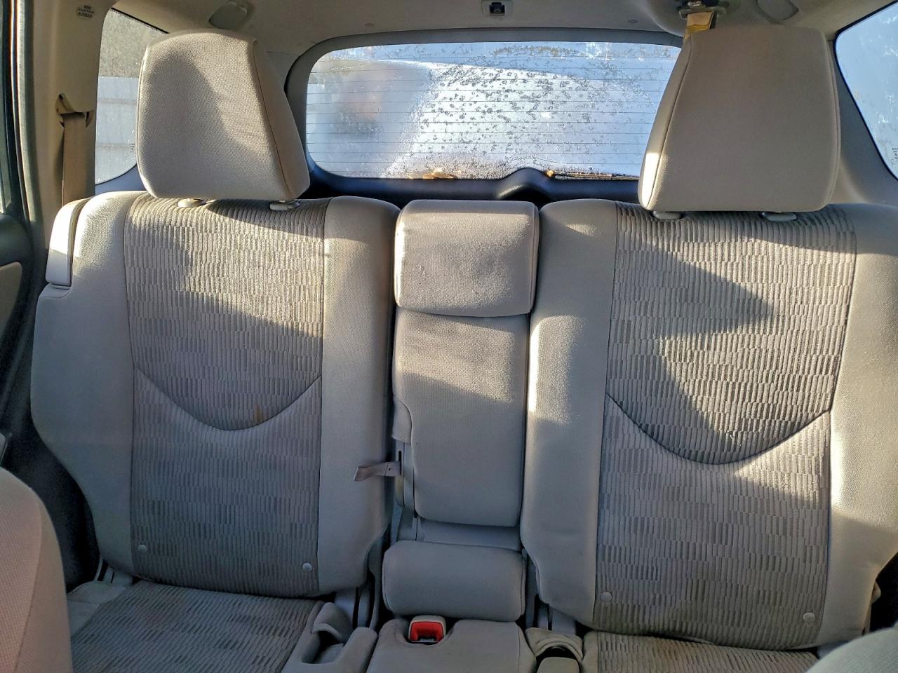 2012 TOYOTA RAV4 photo 10