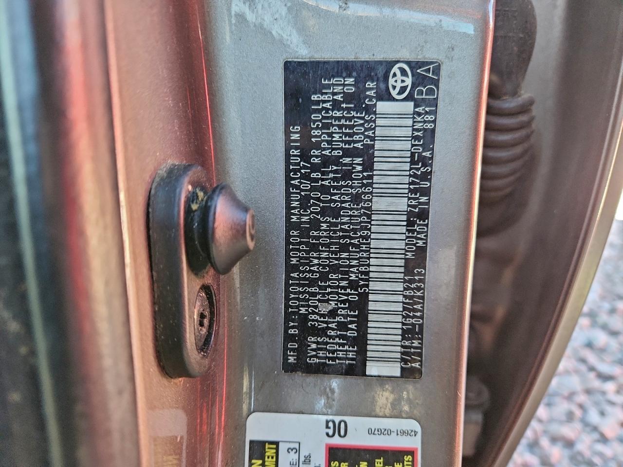 2018 TOYOTA COROLLA L photo 12