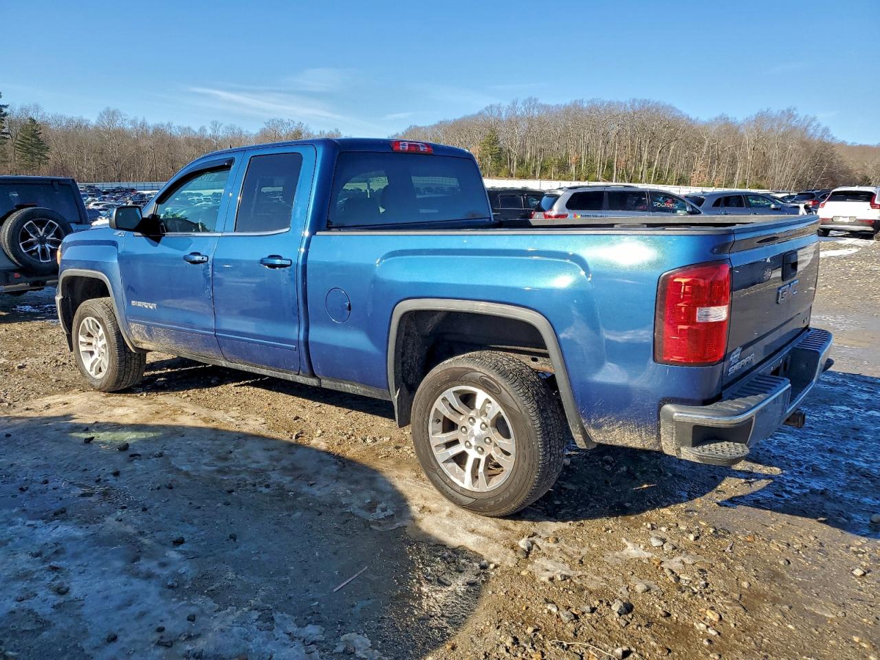 2015 GMC SIERRA K1500 SLE photo 3