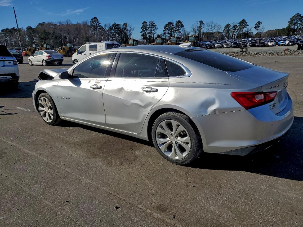 2017 CHEVROLET MALIBU PREMIER photo 3