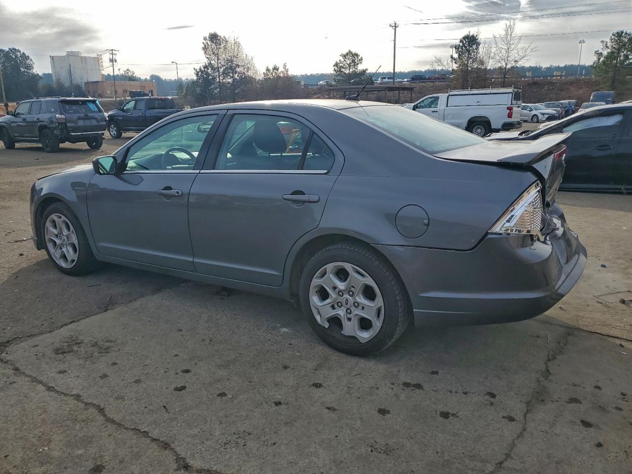 2010 FORD FUSION SE photo 3