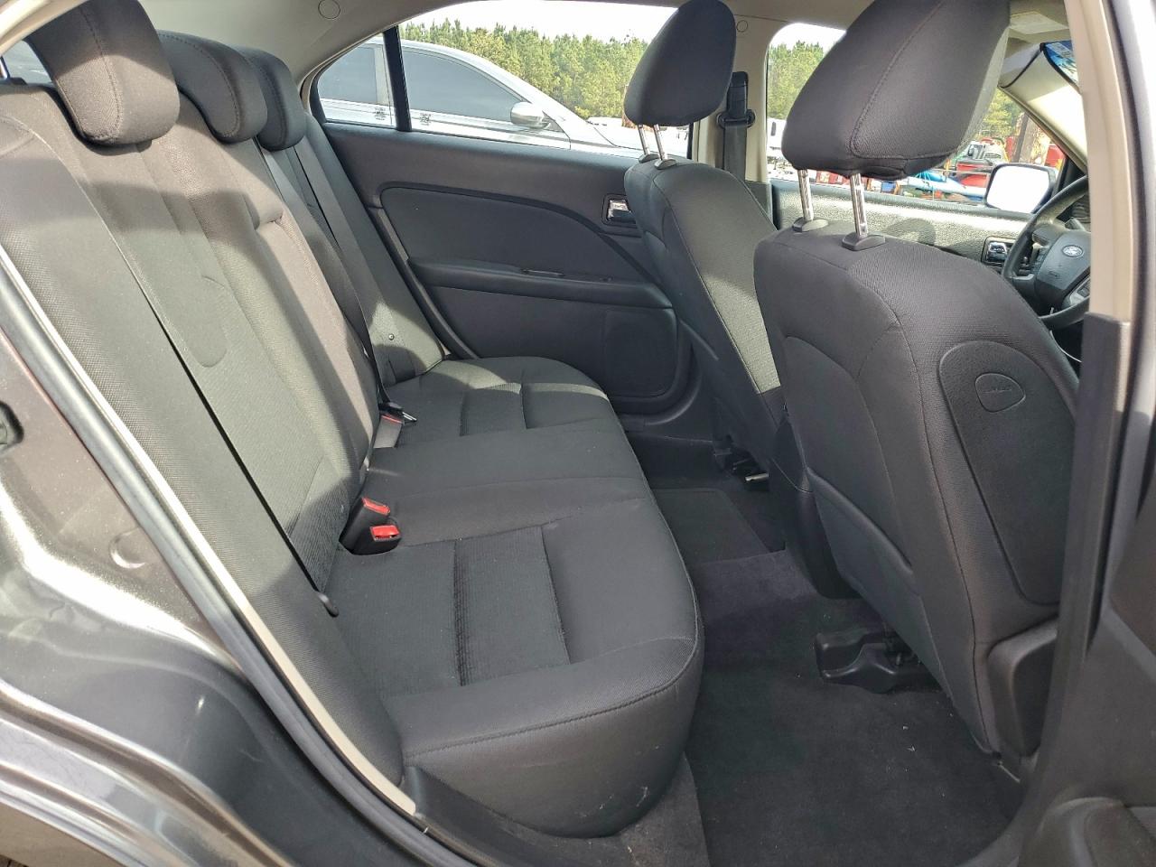 2010 FORD FUSION SE photo 19