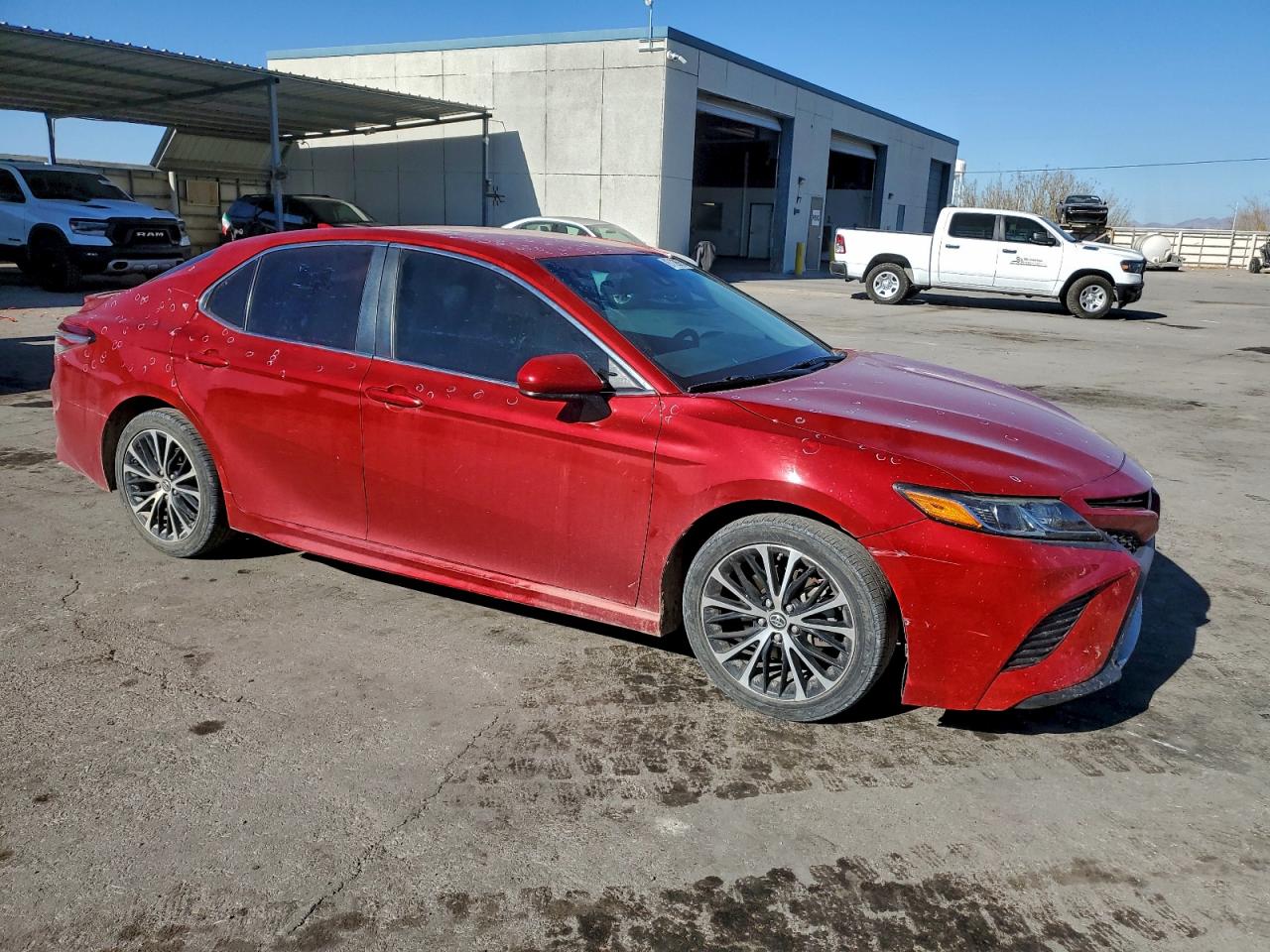 2019 TOYOTA CAMRY L photo 10