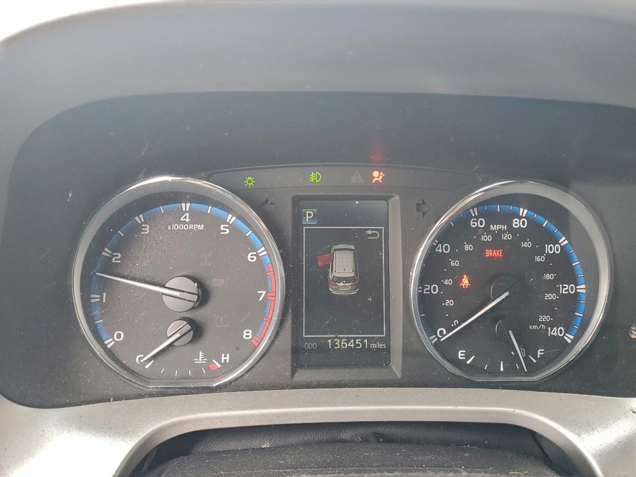 2016 TOYOTA RAV4 XLE photo 17