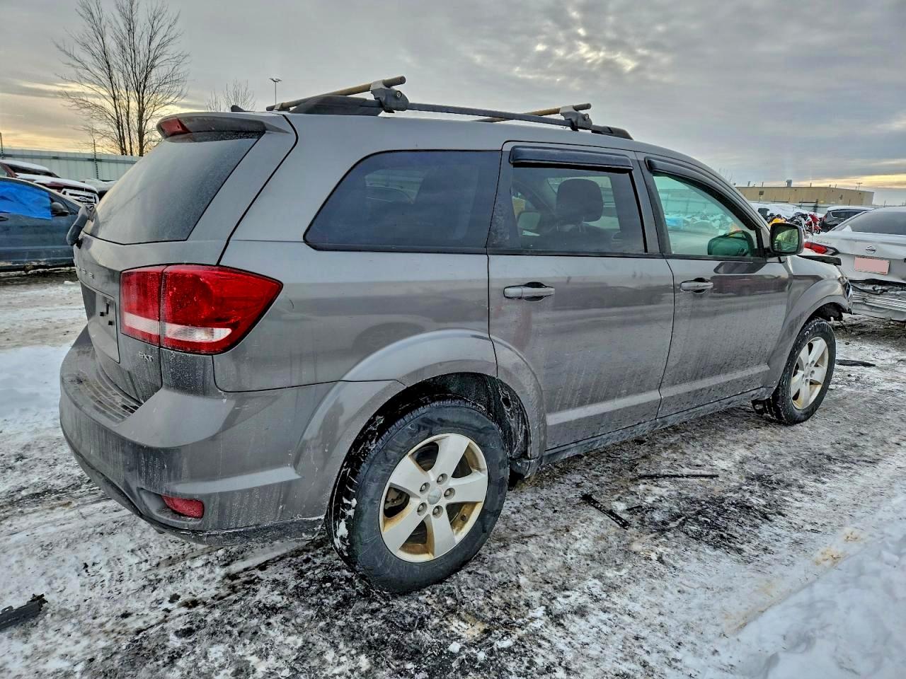 2012 DODGE JOURNEY SXT photo 5